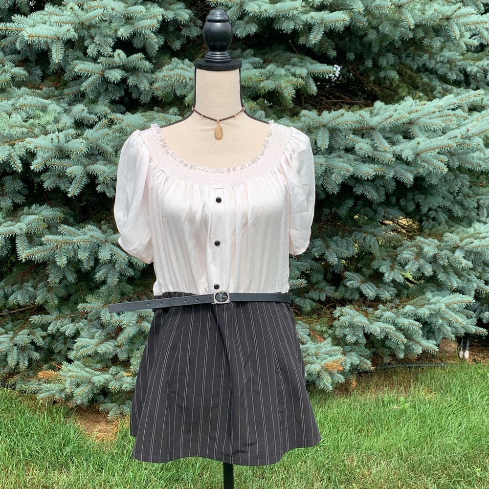 MAKE OFFER🔥🖤 SereNade New York casual top🖤🔥